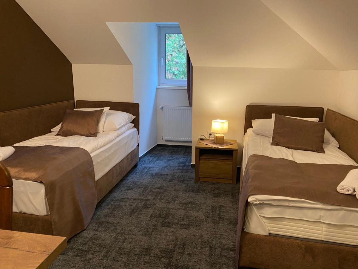 Bed and Breakfast A Fogado Bicske Esterno foto