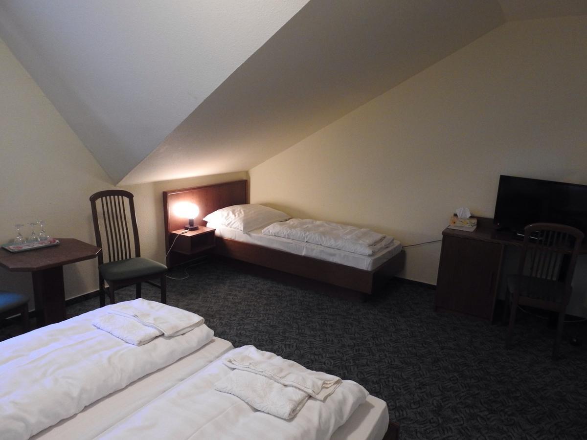 Bed and Breakfast A Fogado Bicske Esterno foto